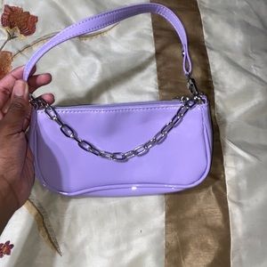 shoulder bag with chain
